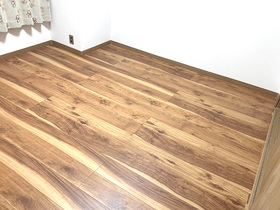 内装リフォーム将来を見据えてバリアフリーへ、可動棚で収納も充実したお部屋