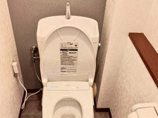 トイレリフォーム 機能性とデザイン性を両立したモダンレストルーム